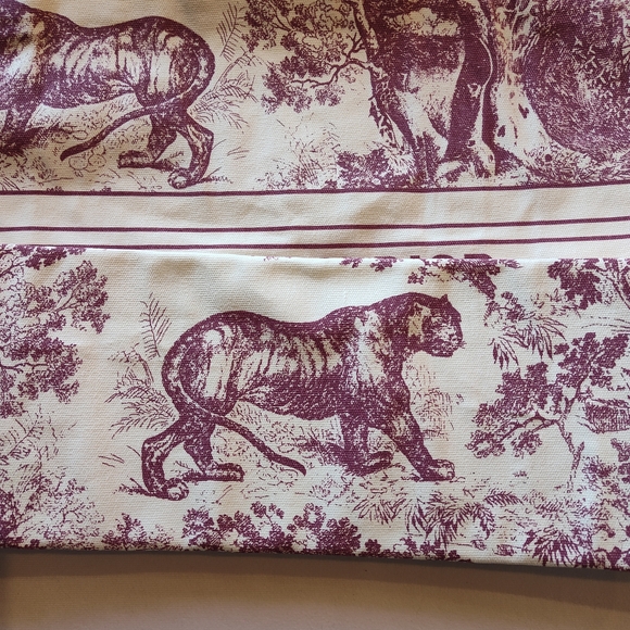 DIOR Dioriviera Burgundy Toile de Jouy Tote NIP Christian Dior Exclusive - Picture 3 of 7